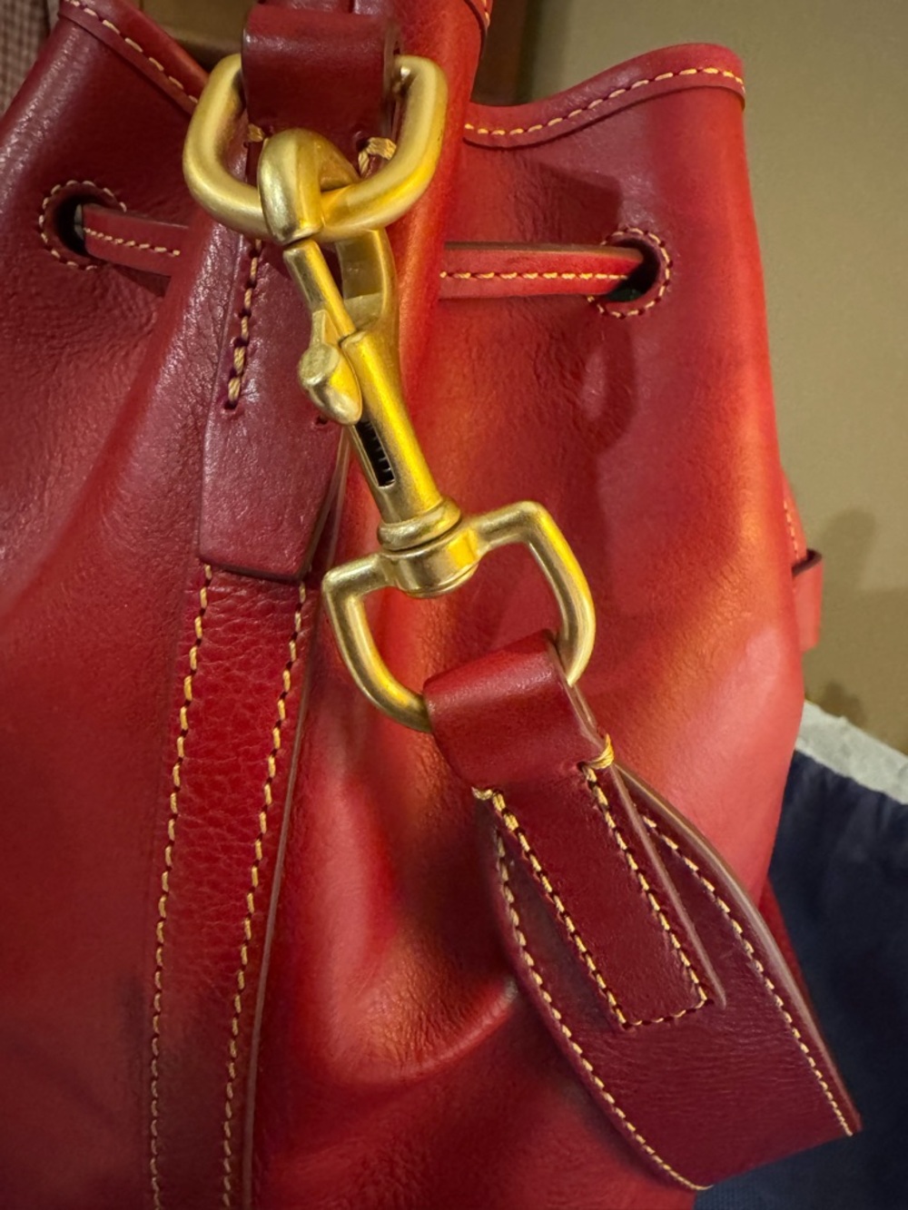 Dooney & Bourke Red Florentine Leather Drawstring Bucket Shoulder Bag NWT - Picture 3 of 14